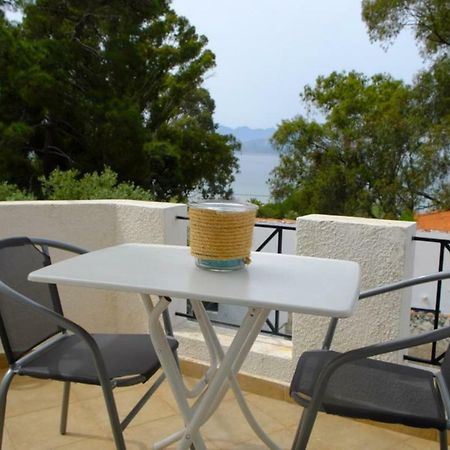 Apartment With Sea View And Balcony 60M From Beach Aegina 外观 照片
